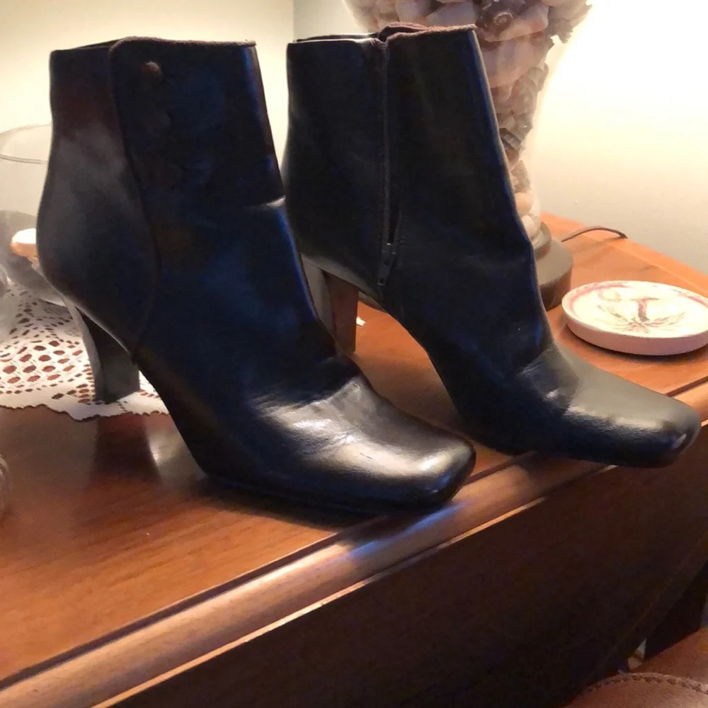 Brown heeled ankle boots